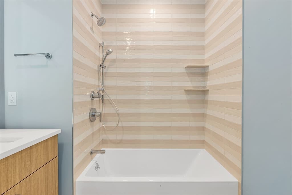 34 Oak Street # 101, Boston MA 02136 photo 12