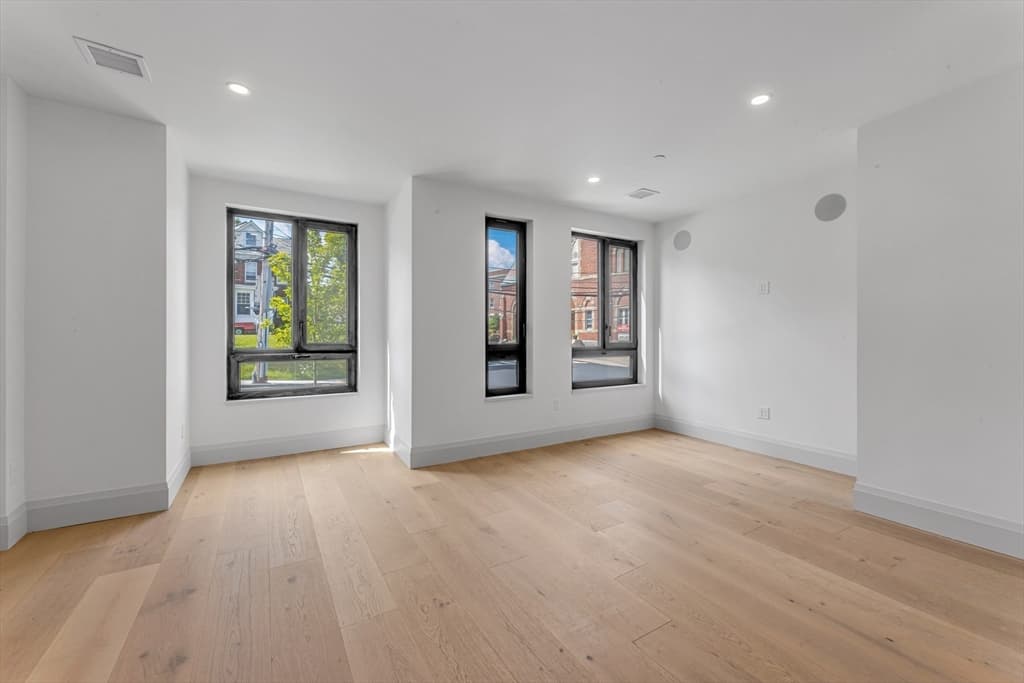 34 Oak Street # 101, Boston MA 02136 photo 7
