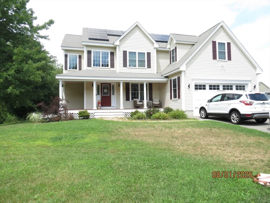 37 Bacon Street, Pepperell MA 01463