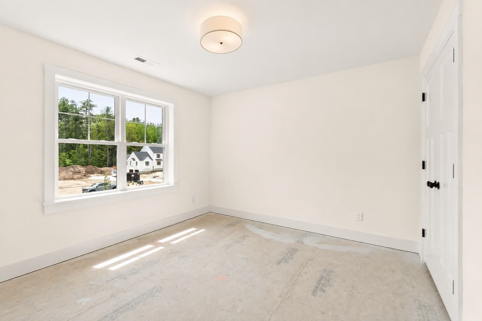 Single Family Residence at 15 Unkety Brook Way, Dunstable MA 01827, photo 16 of 25