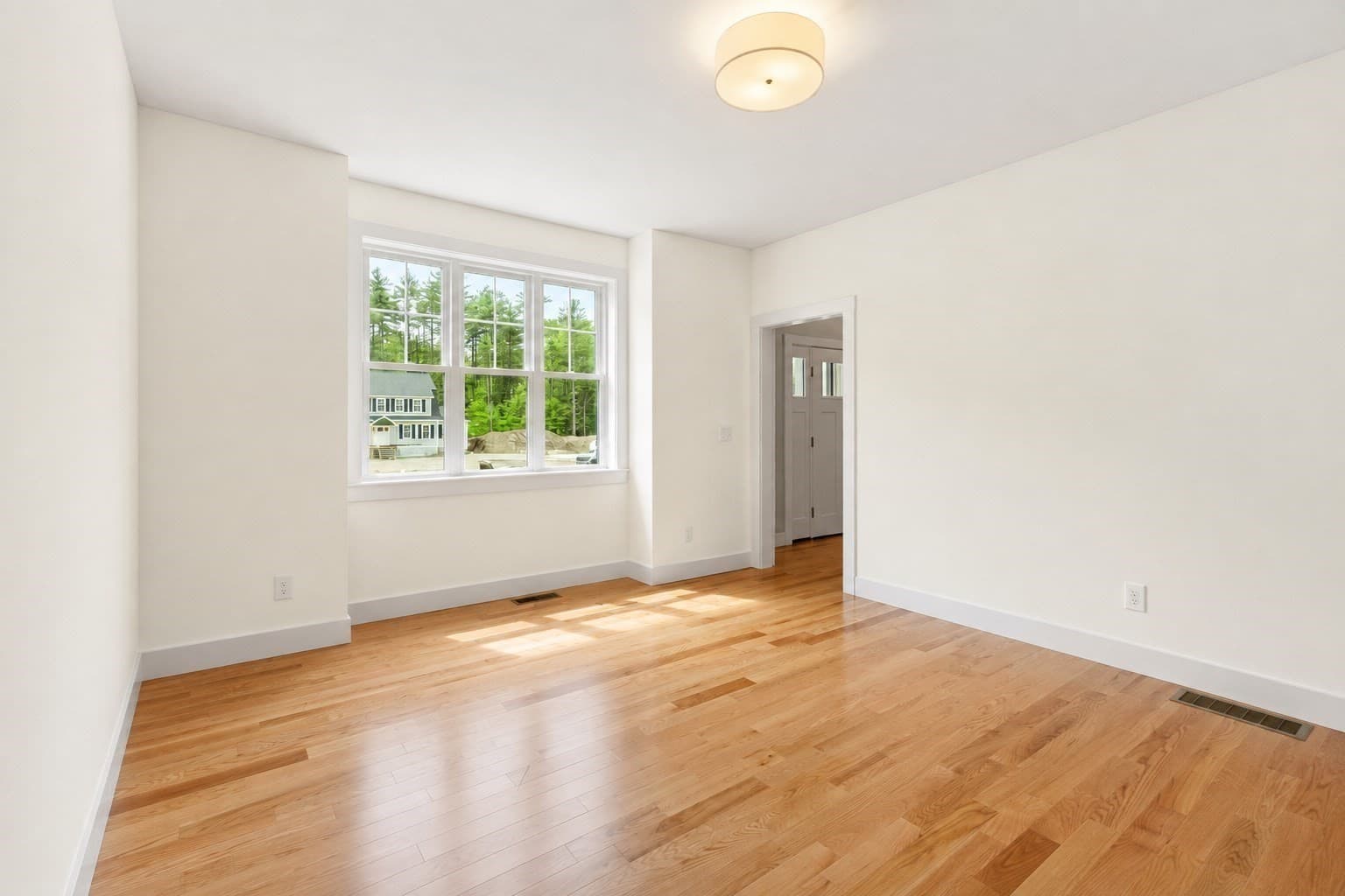 Single Family Residence at 15 Unkety Brook Way, Dunstable MA 01827, photo 5 of 25