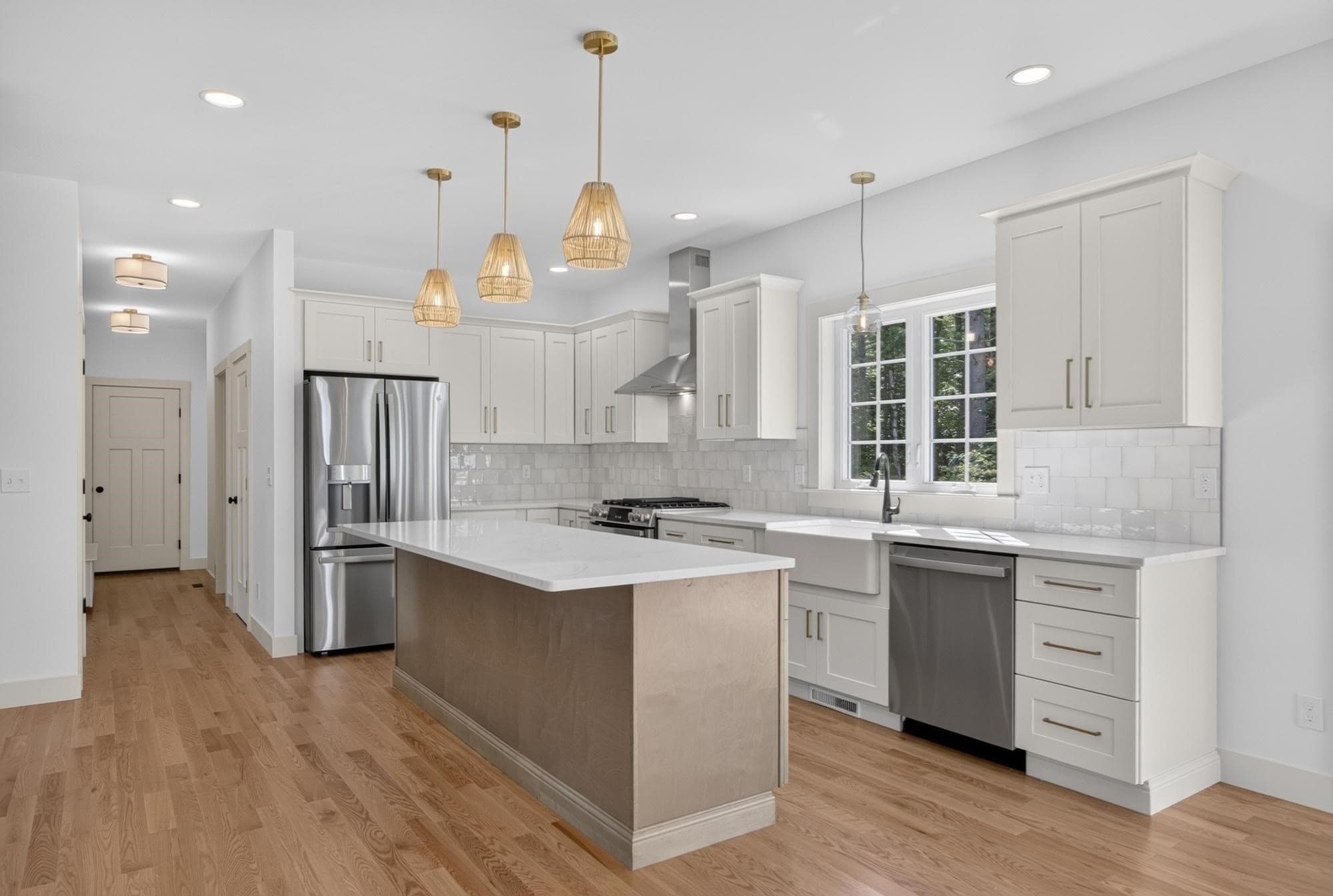 Single Family Residence at 19 Unkety Brook Way, Dunstable MA 01827, photo 15 of 39