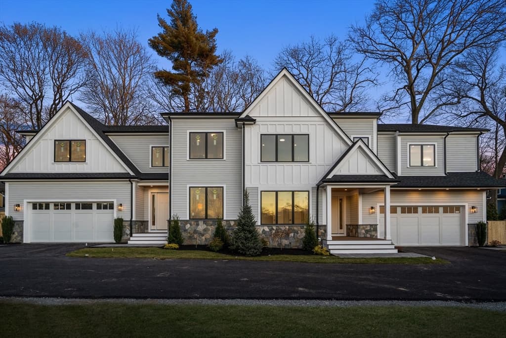 1058 Beacon Street # 2, Newton MA 02459