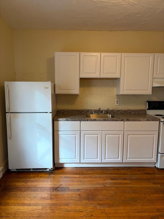 90-96 Bacon Street, Waltham MA 02451 photo 9