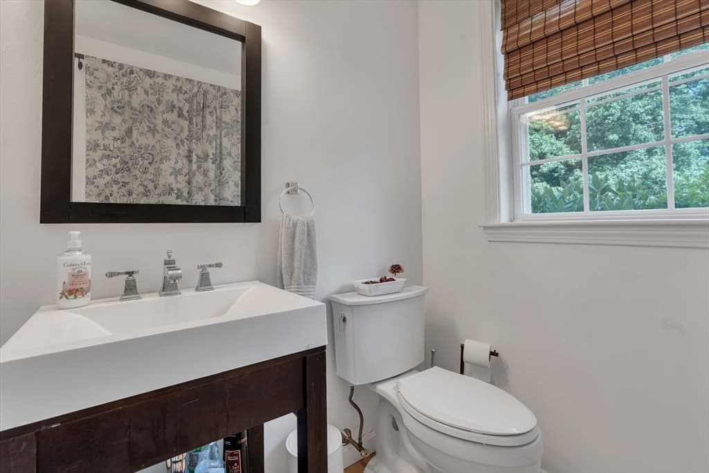 Single Family Residence at 6 Fleuette Drive, Bellingham MA 02019, Bellingham, photo 13 of 41