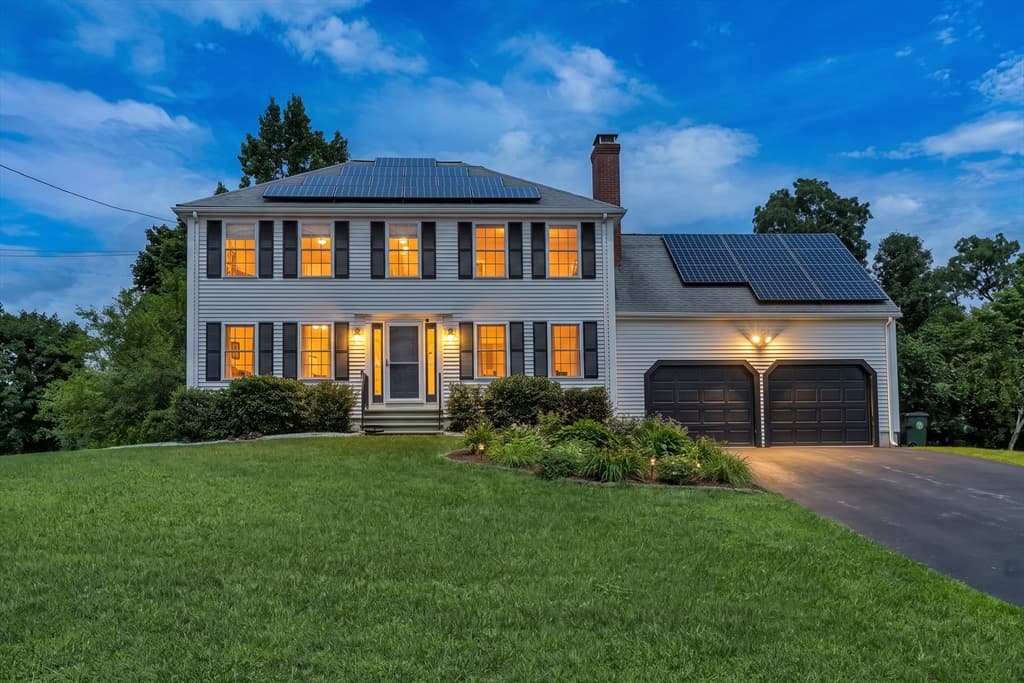 6 Fleuette Drive, Bellingham MA 02019