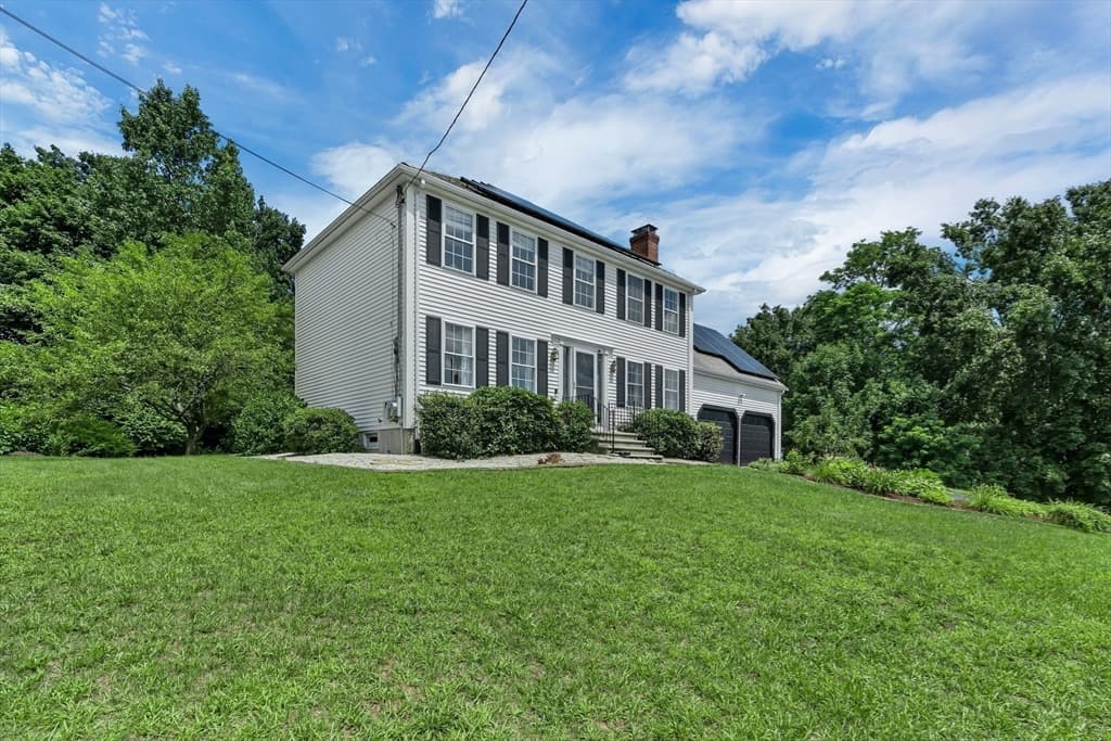 Single Family Residence at 6 Fleuette Drive, Bellingham MA 02019, Bellingham, photo 37 of 41