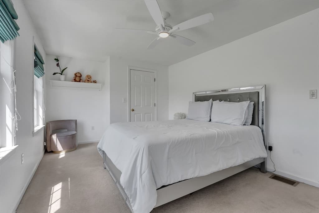 Single Family Residence at 6 Fleuette Drive, Bellingham MA 02019, Bellingham, photo 25 of 41
