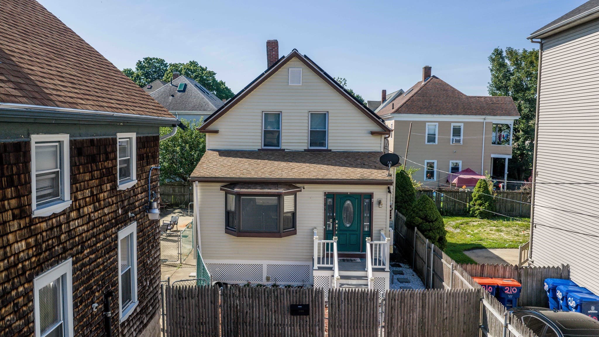 Single Family Residence at 206 Austin St, New Bedford MA 02740, photo 25 of 33