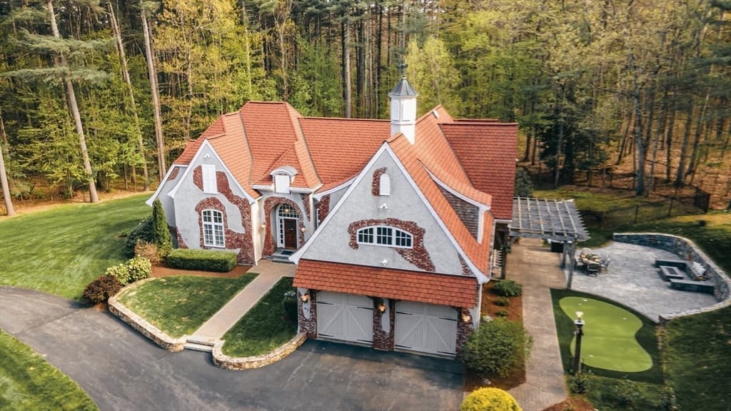 97 Fox Run, Bolton MA 01740