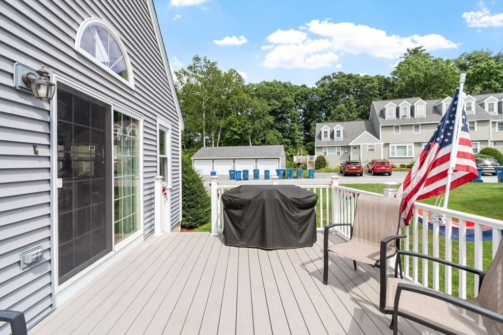 Condominium at 77 Merrimack Meadows Ln # 77, Tewksbury MA 01876, Tewksbury, photo 5 of 42
