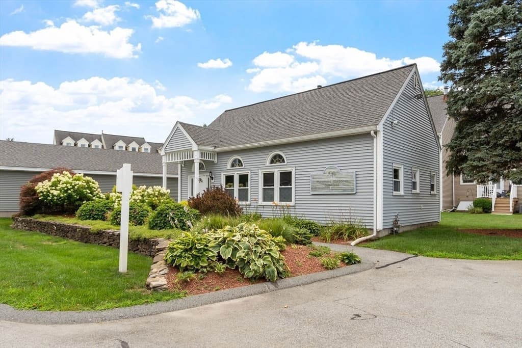 Condominium at 77 Merrimack Meadows Ln # 77, Tewksbury MA 01876, Tewksbury, photo 38 of 42