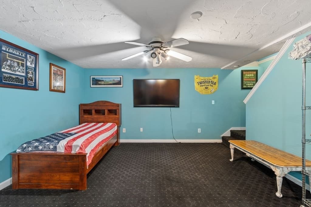 Condominium at 77 Merrimack Meadows Ln # 77, Tewksbury MA 01876, Tewksbury, photo 33 of 42