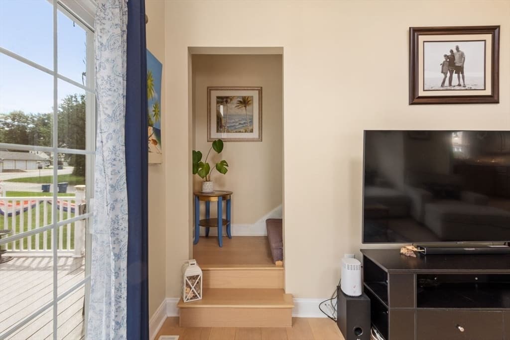 Condominium at 77 Merrimack Meadows Ln # 77, Tewksbury MA 01876, Tewksbury, photo 19 of 42