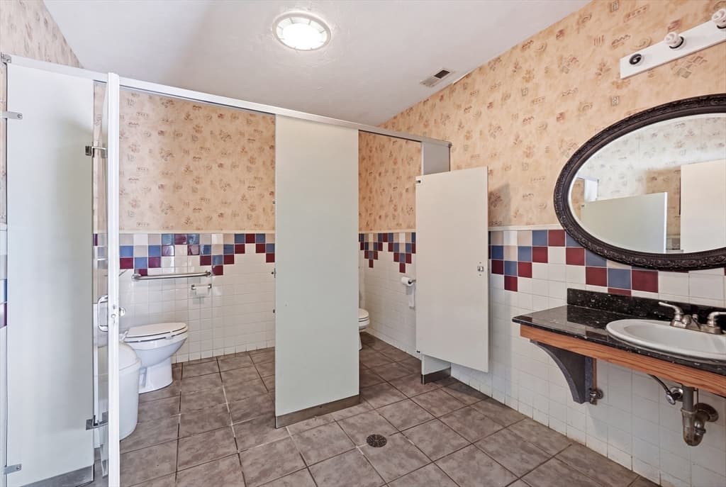 150-152 West Main Street, West Brookfield MA 01585 photo 12