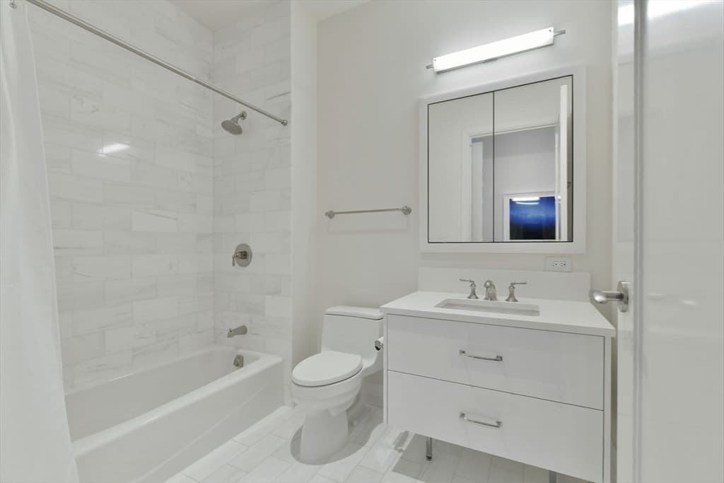 50 Liberty # 2A, Boston MA 02210 photo 27