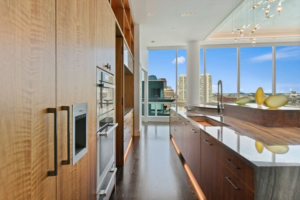 50 Liberty # 2A, Boston MA 02210 photo 11