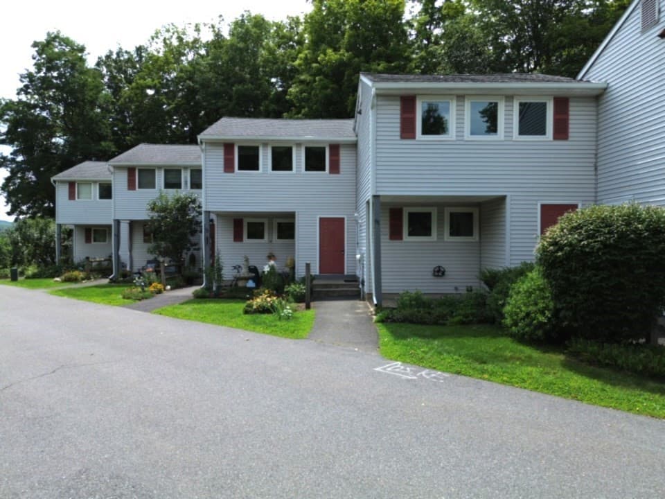 81 Briar Way # 81, Greenfield MA 01301 photo 20