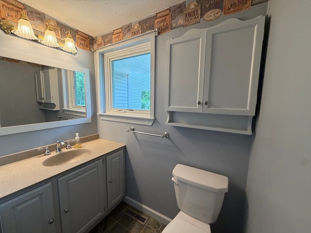81 Briar Way # 81, Greenfield MA 01301 photo 11