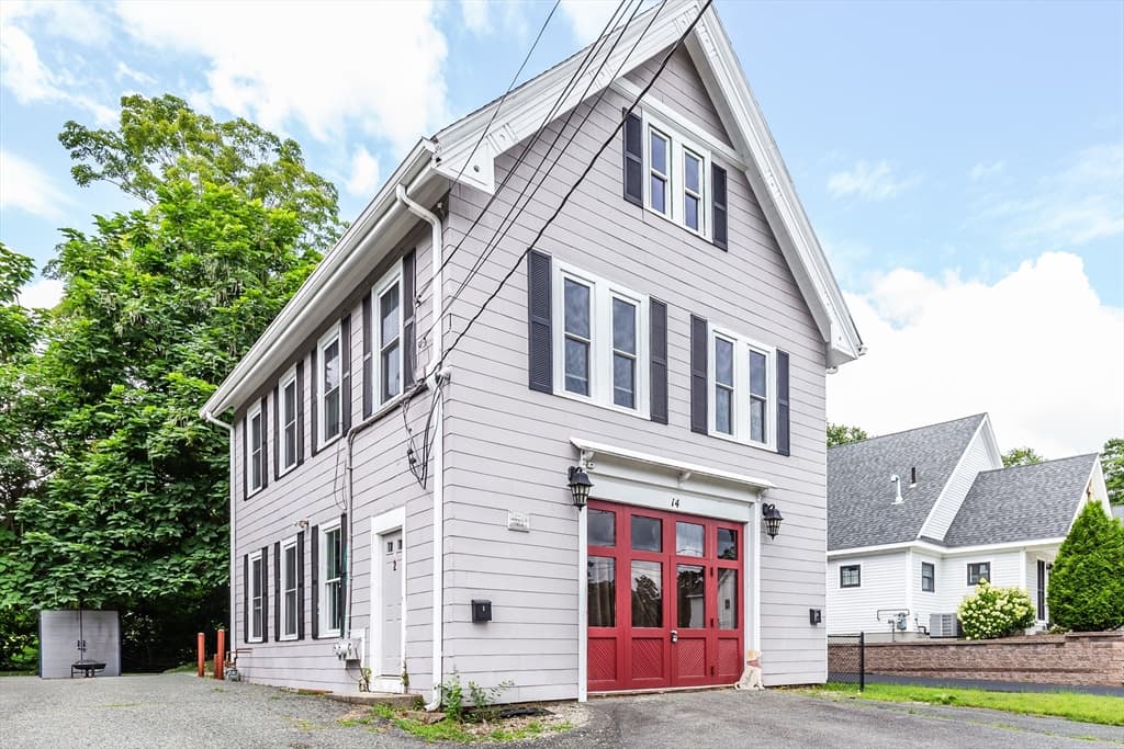 14 West St, East Bridgewater MA 02333