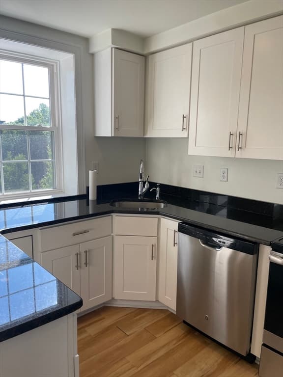 30 Village Hill Rd # 304, Northampton MA 01060 photo 5