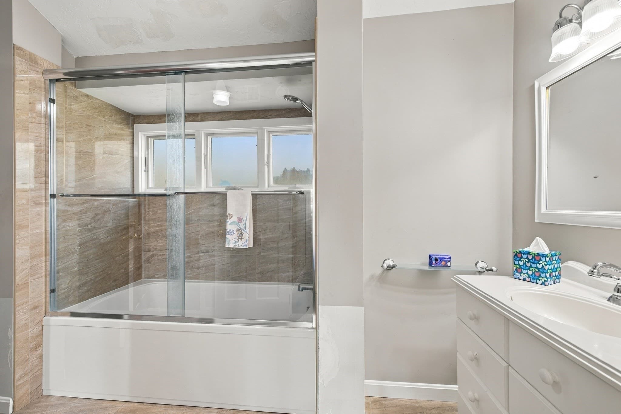 Condominium at 28 Pemberton St # B, Walpole MA 02081, photo 31 of 40