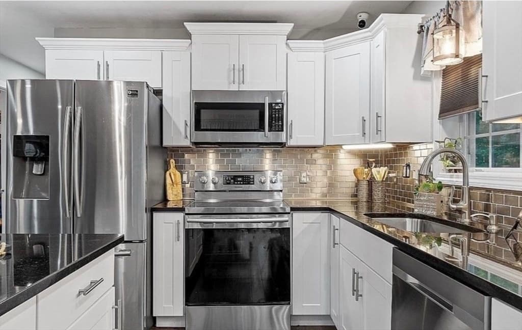 127 Payson St, Fitchburg MA 01420 photo 7