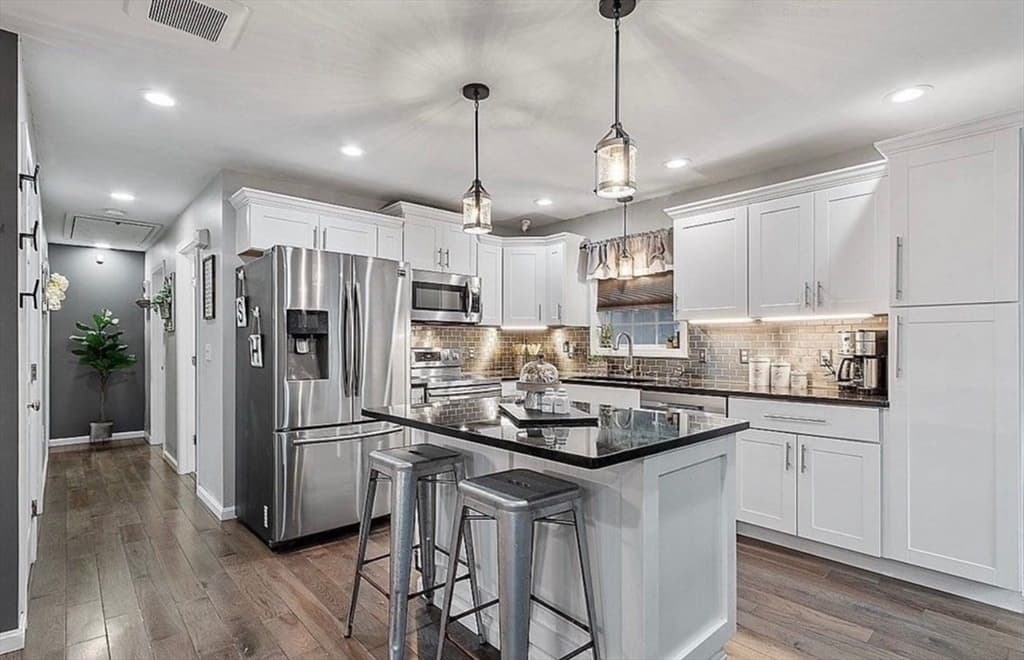 127 Payson St, Fitchburg MA 01420 photo 8