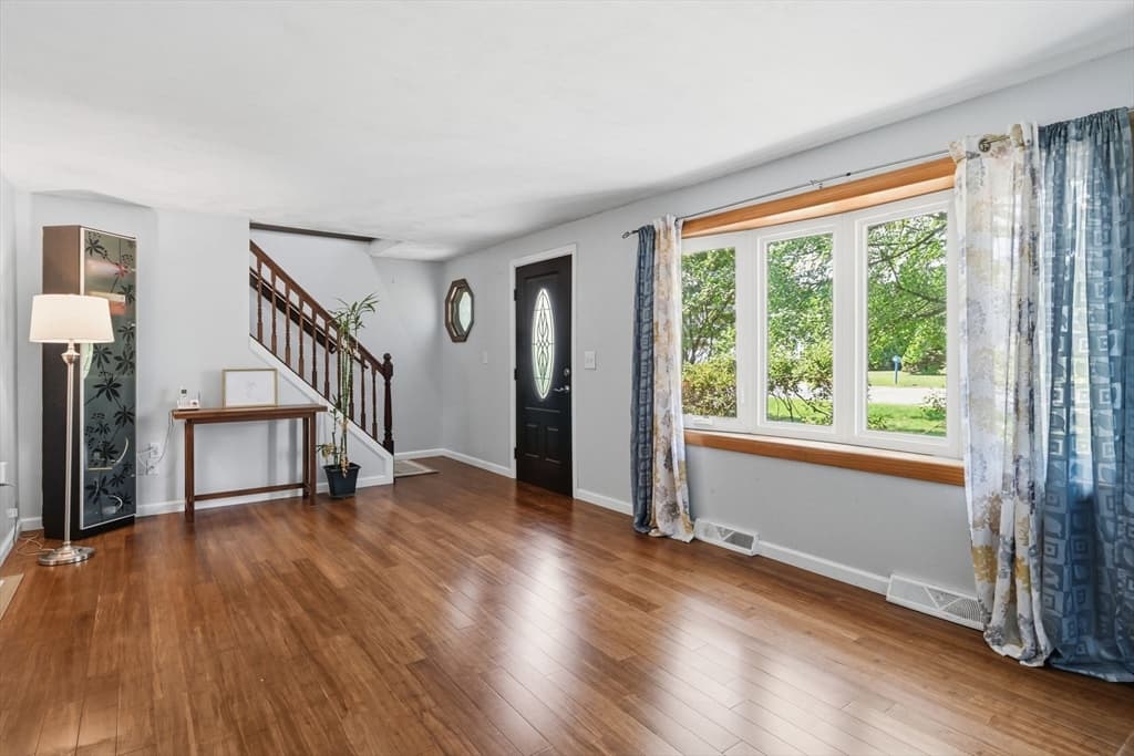 160 East St, South Hadley MA 01075 photo 18