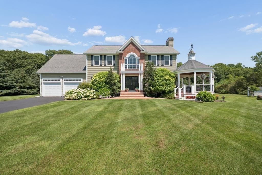 15 Key West Boulevard, Rehoboth MA 02769