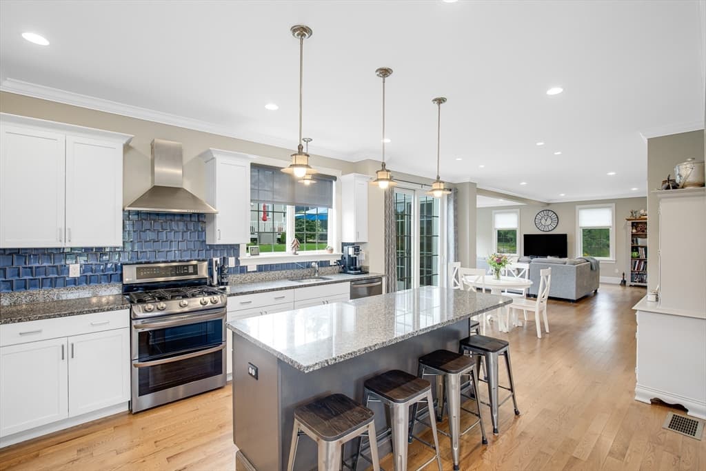 5 Point Shore Drive, Amesbury MA 01913 photo 4