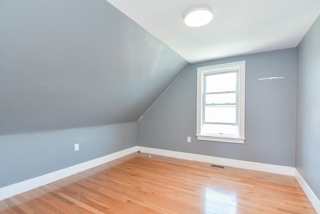 27 Houghton St, Boston MA 02122 photo 23