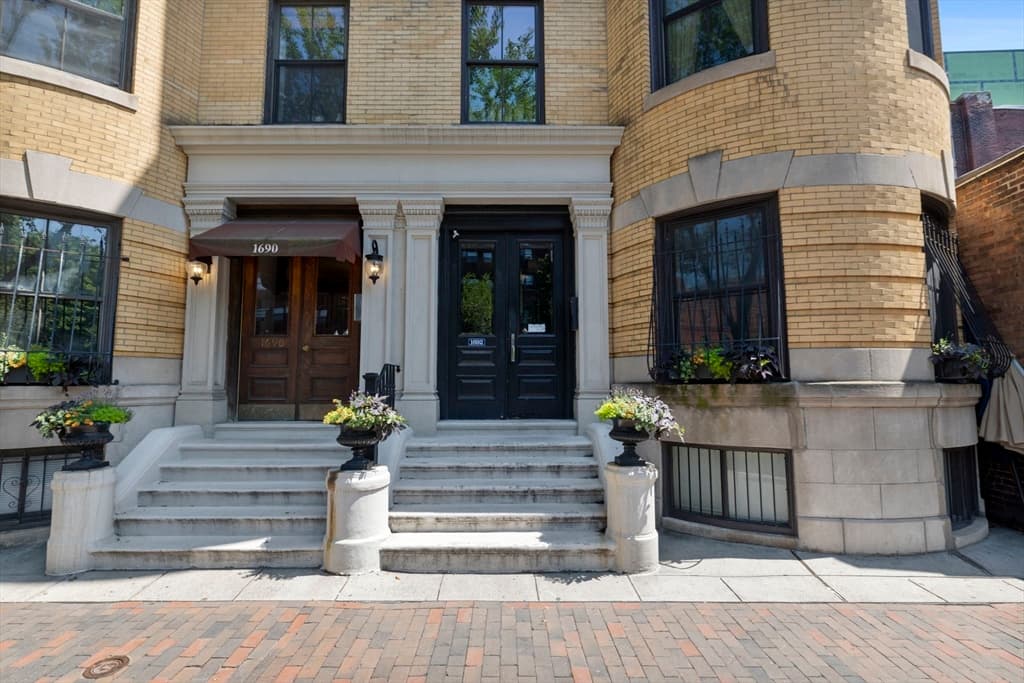 1692 Washington # 2, Boston MA 02118 photo 24