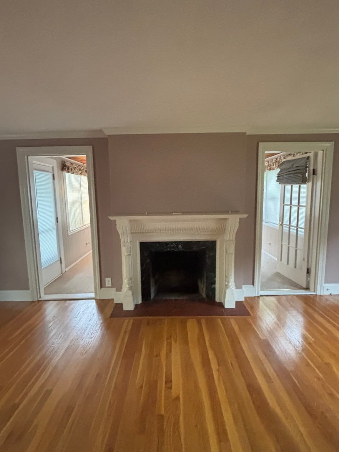Single Family Residence at 137 Appleton St, Springfield MA 01108, Springfield, photo 13 of 35
