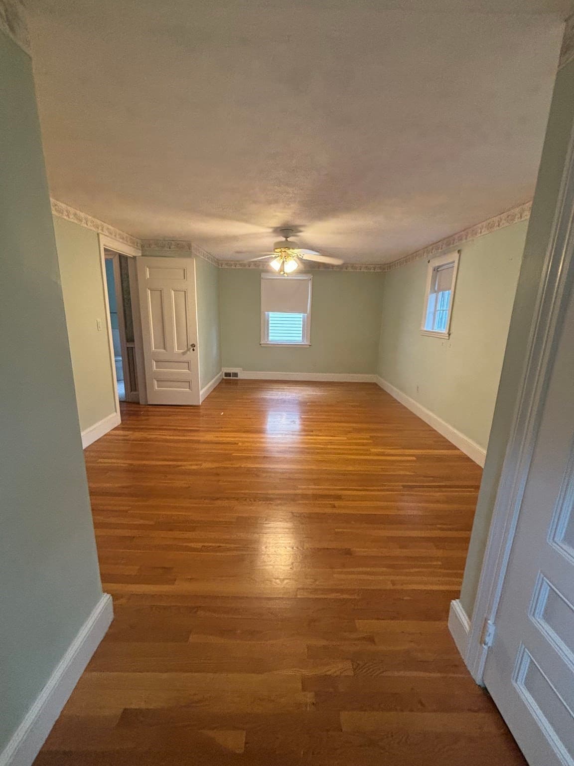 Single Family Residence at 137 Appleton St, Springfield MA 01108, Springfield, photo 17 of 35