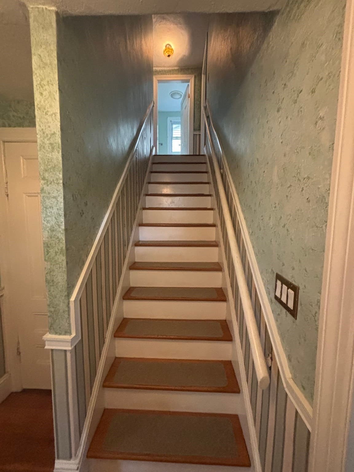 Single Family Residence at 137 Appleton St, Springfield MA 01108, Springfield, photo 16 of 35