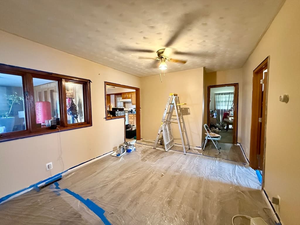 398 Main St, Springfield MA 01151 photo 11