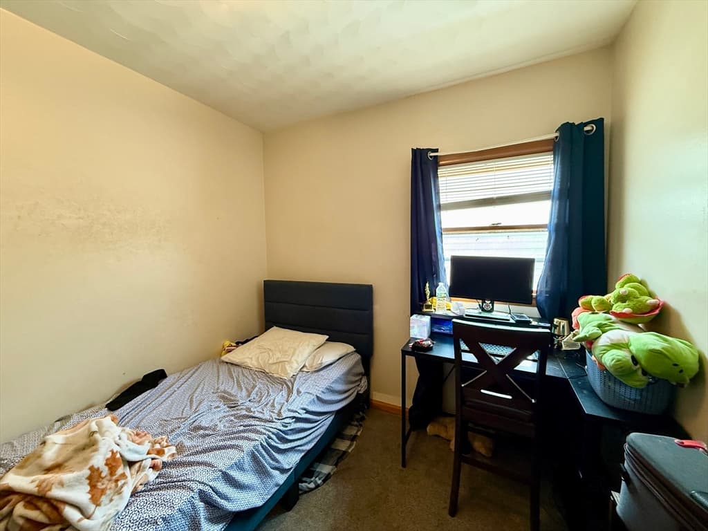 398 Main St, Springfield MA 01151 photo 8