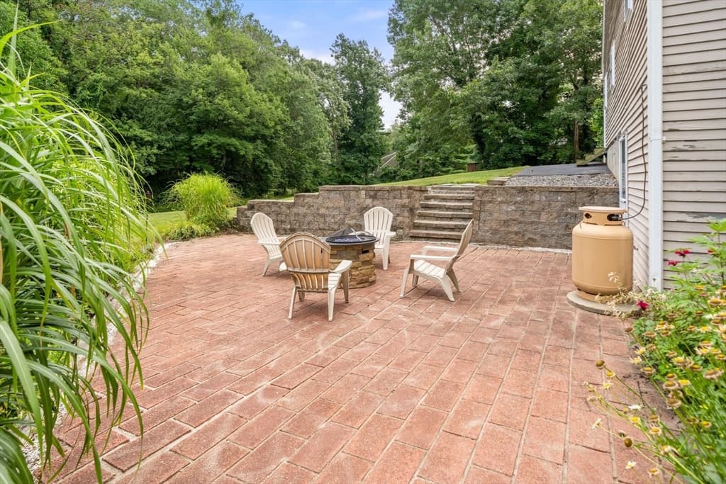 359 Holly Rd, Marshfield MA 02050 photo 37