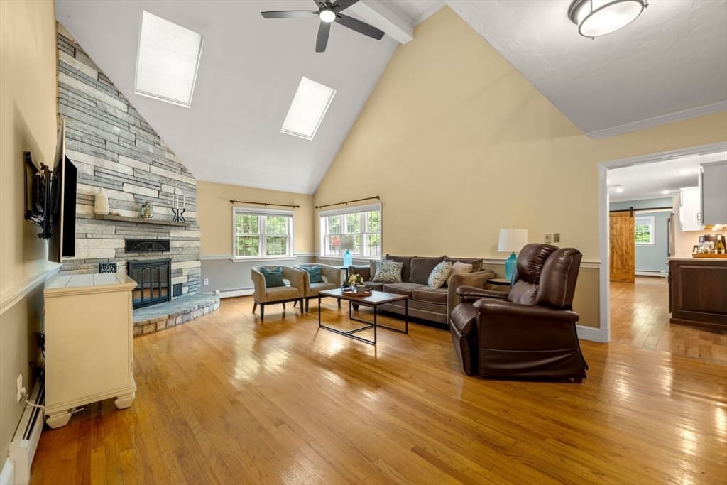 359 Holly Rd, Marshfield MA 02050 photo 4