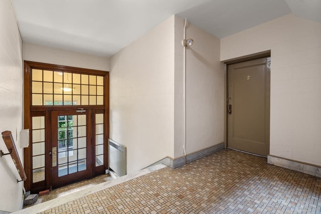 1490 Beacon St # 3, Brookline MA 02446 photo 18