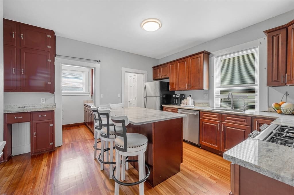 77 Verona St, Lynn MA 01904 photo 16
