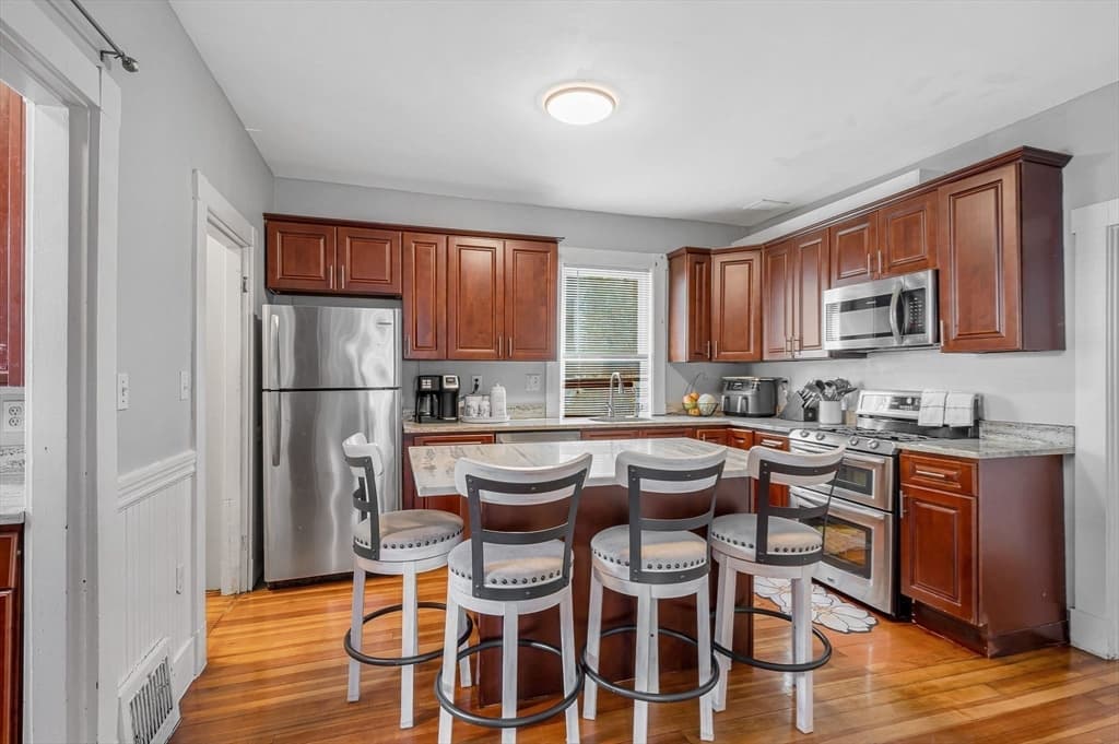 77 Verona St, Lynn MA 01904 photo 14