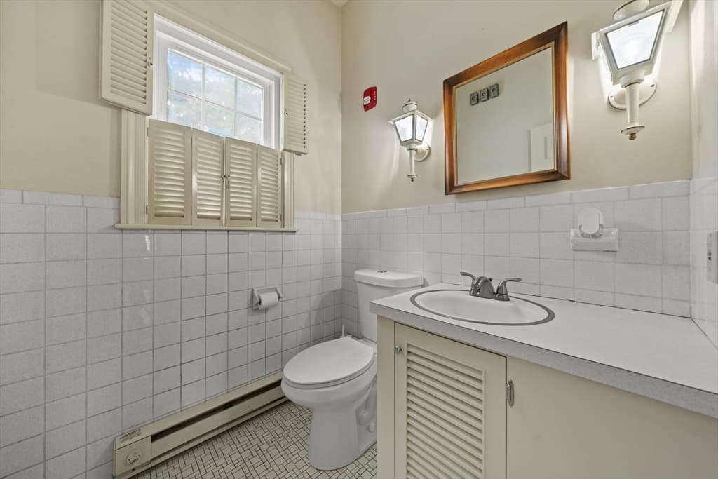 10 W Main St, Merrimac MA 01860 photo 21