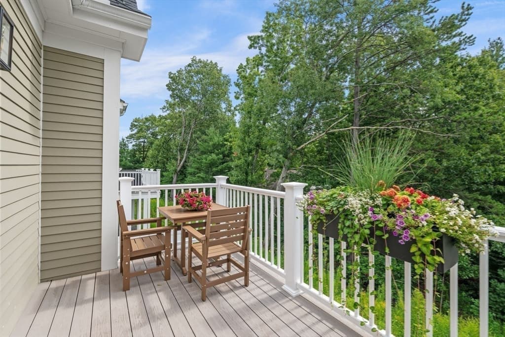 4 Talbot Lane # 4, Reading MA 01867 photo 17