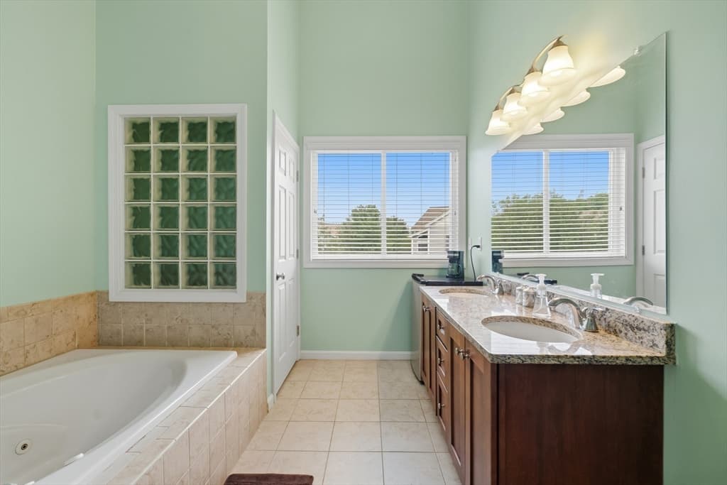 23 Governors Way # D, Milford MA 01757 photo 23