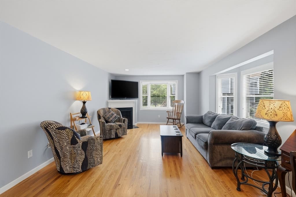 23 Governors Way # D, Milford MA 01757 photo 3