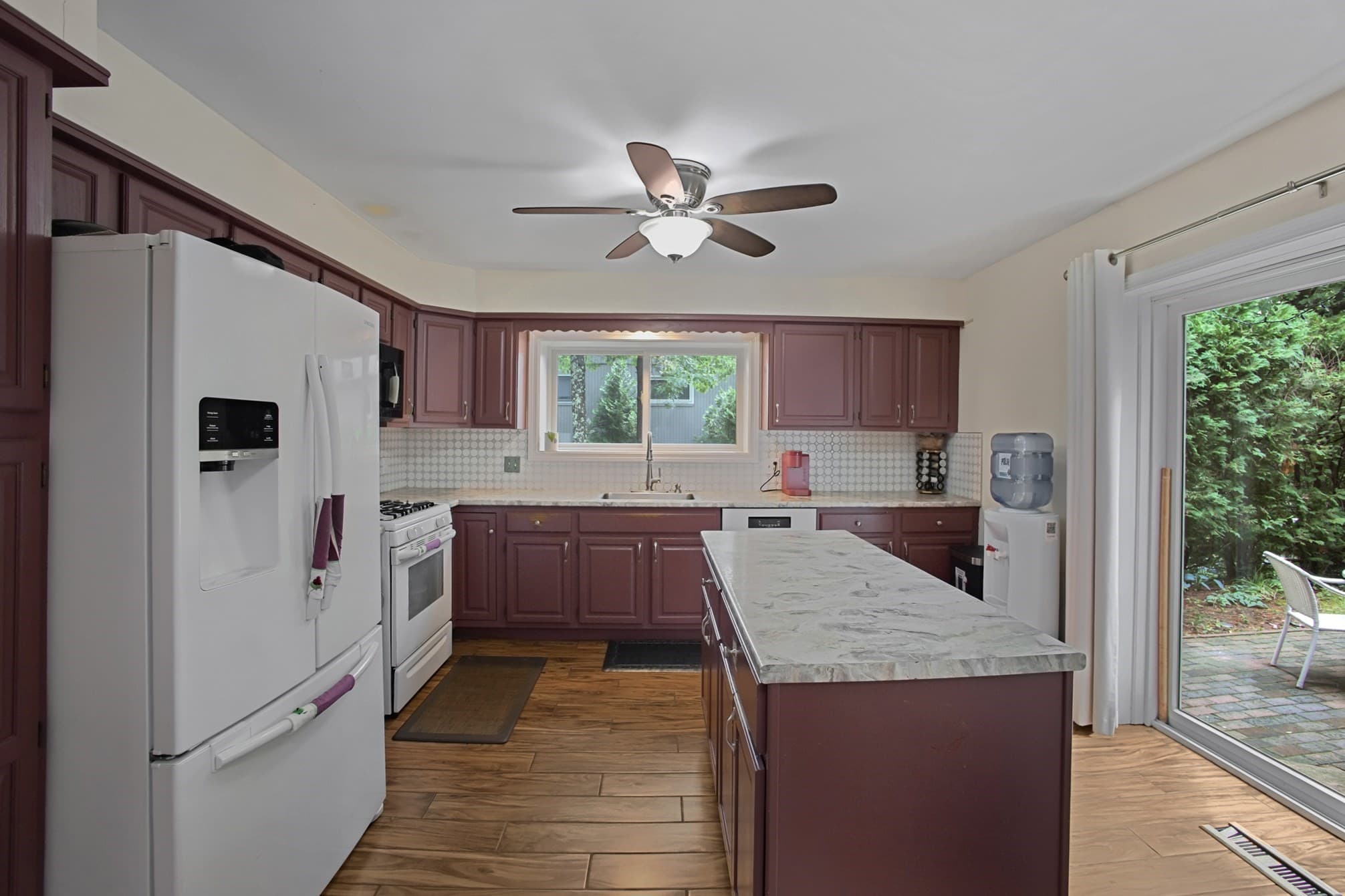 Condominium at 5 Highness Dr # 5, Uxbridge MA 01569, Uxbridge, photo 5 of 21