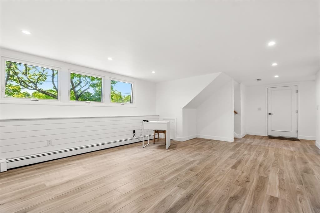 Single Family Residence at 20 Parsons Dr., Swampscott MA 01907, Swampscott, photo 23 of 30