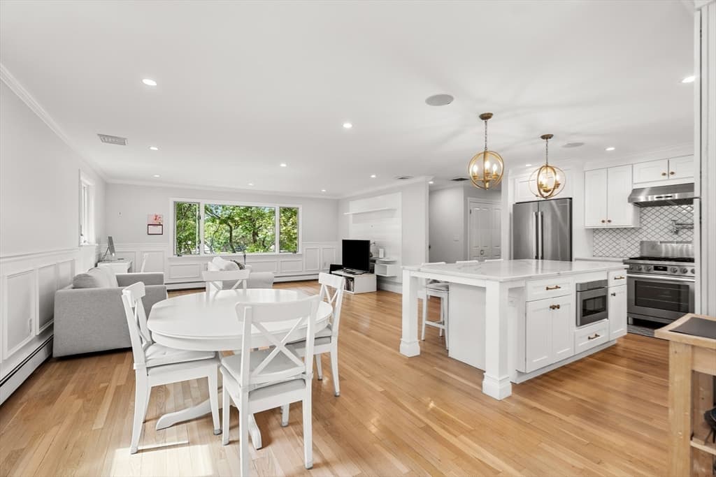 Single Family Residence at 20 Parsons Dr., Swampscott MA 01907, Swampscott, photo 6 of 30